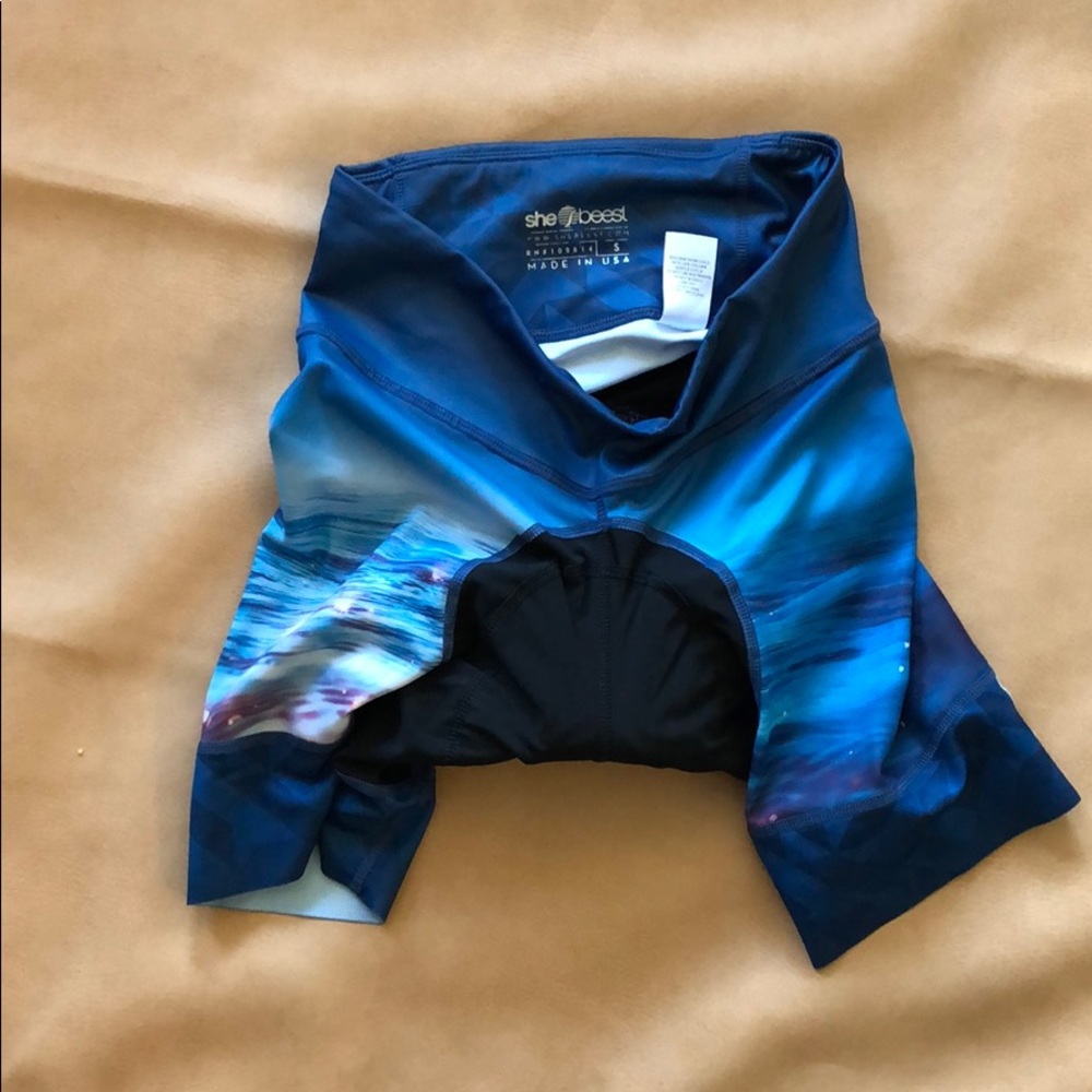 Shebeest ocean chamois cycling shorts